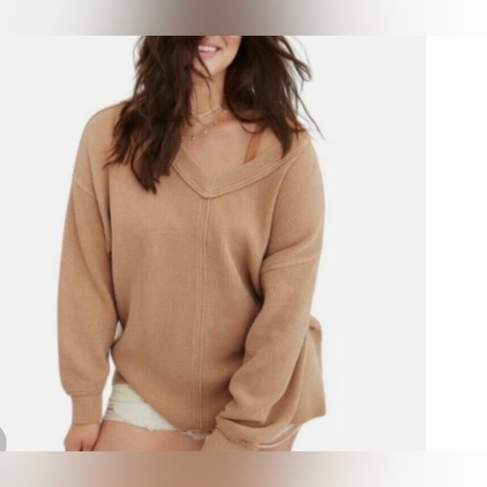 Aerie wonder textured oversized V neck